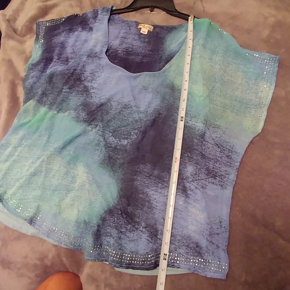 World Unity women's shear blouse- blue tones